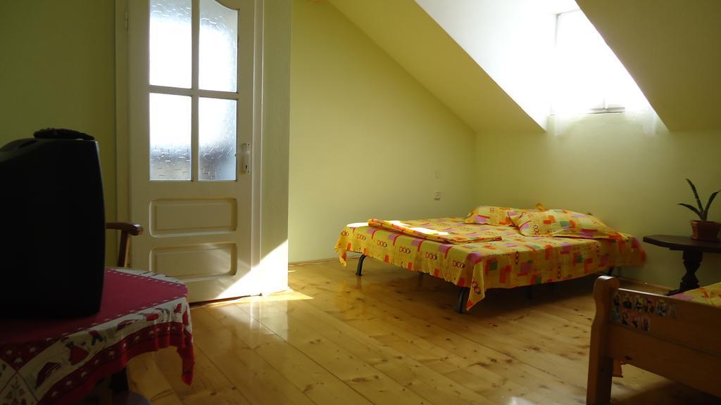 Hostel Helga House Turda Zimmer foto
